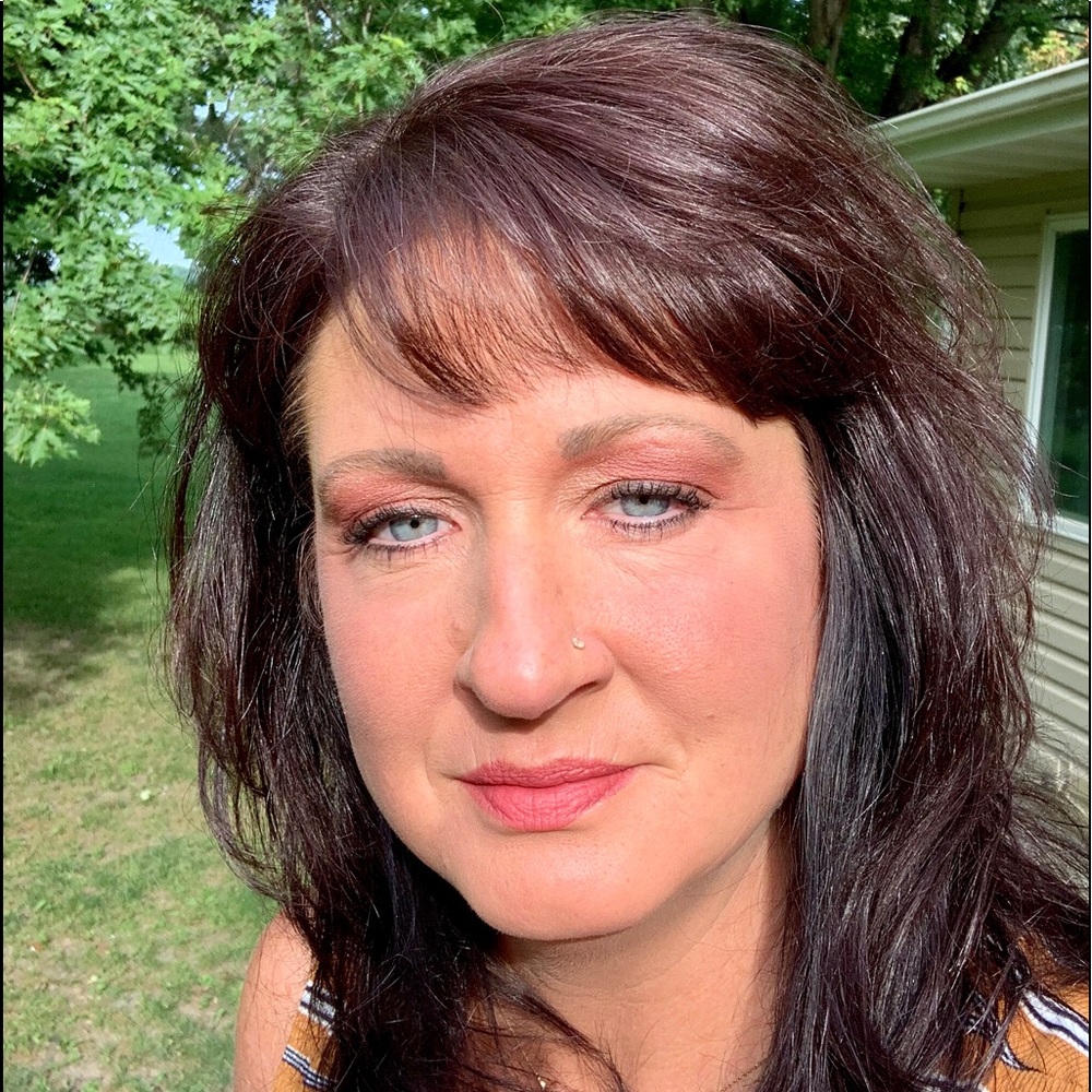 Meet your Posher, Rochelle